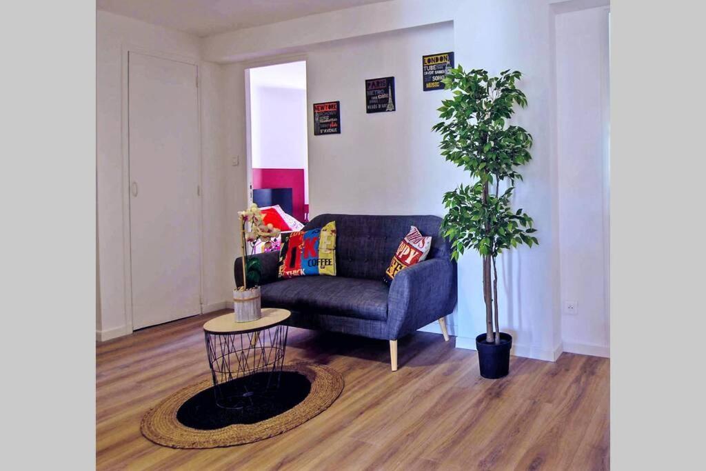 Climatise Gare Stcharles 4 Grand Balcon / Experience-immo Apartment